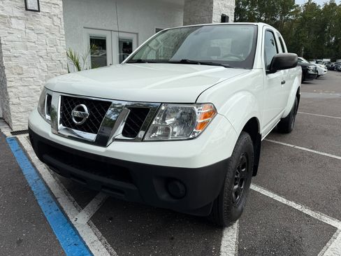 Used 2019 Nissan Frontier S image 8