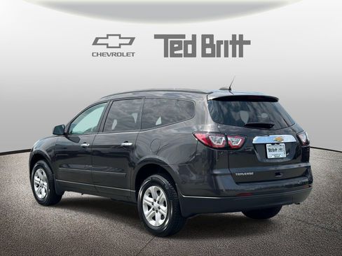 Used 2017 Chevrolet Traverse LS FWD image 6