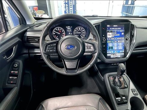 Used 2024 Subaru Crosstrek 2.5i Limited AWD/4WD image 18