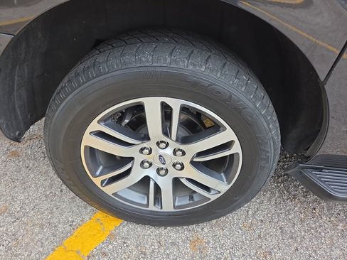 Used 2024 Ford Expedition Max Limited RWD image 39