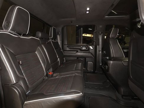 Used 2024 GMC Sierra 2500 AT4X AWD/4WD image 27