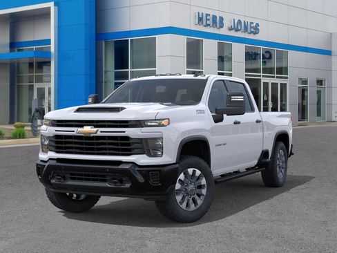 New 2026 Chevrolet Silverado 2500 Custom w/ Custom Value Package AWD/4WD image 6