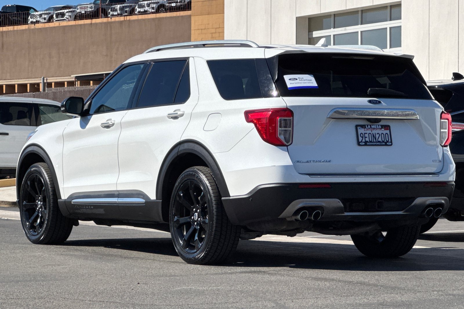 Certified 2020 Ford Explorer Platinum w/ Premium Technology Package AWD/4WD image 5