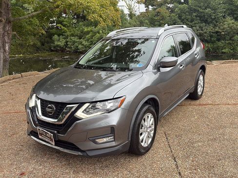 Used 2019 Nissan Rogue SV AWD/4WD image 12