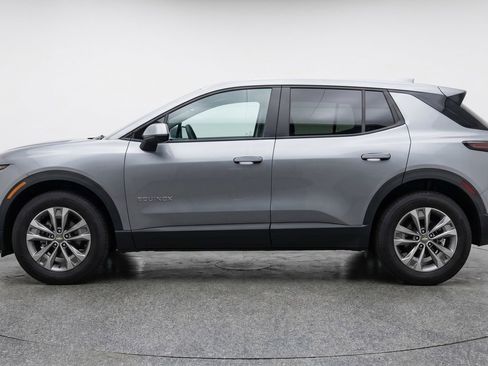 Used 2025 Chevrolet Equinox LT FWD image 5