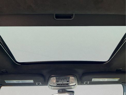 Certified 2022 Dodge Durango R/T image 19