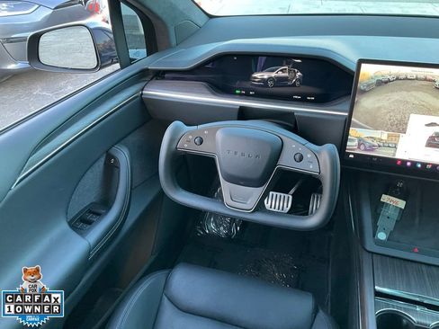 Used 2023 Tesla Model X image 42