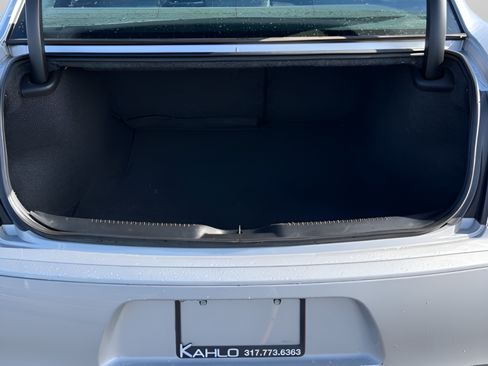 Used 2020 Chrysler 300 S RWD image 8