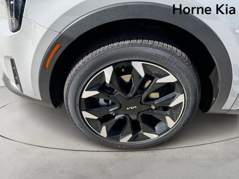 New 2026 Kia Sorento EX image 7