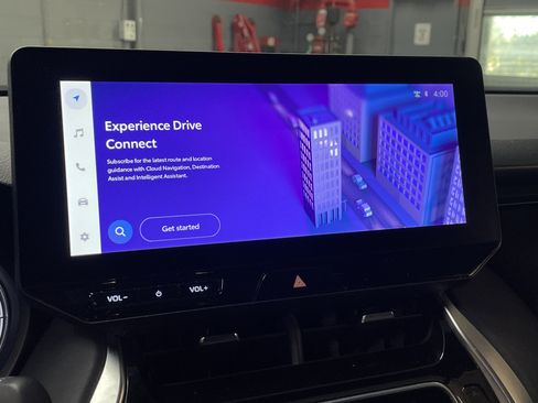 Used 2024 Toyota Venza Nightshade image 23