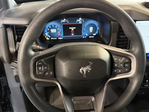 Used 2025 Ford Bronco 2-Door AWD/4WD image 18
