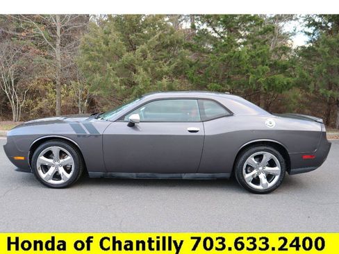Used 2014 Dodge Challenger R/T w/ Sound Group II image 4