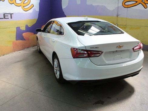 Used 2022 Chevrolet Malibu LT image 6