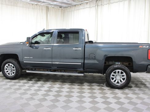 Used 2017 Chevrolet Silverado 2500 LTZ w/ Duramax Plus Package AWD/4WD image 34
