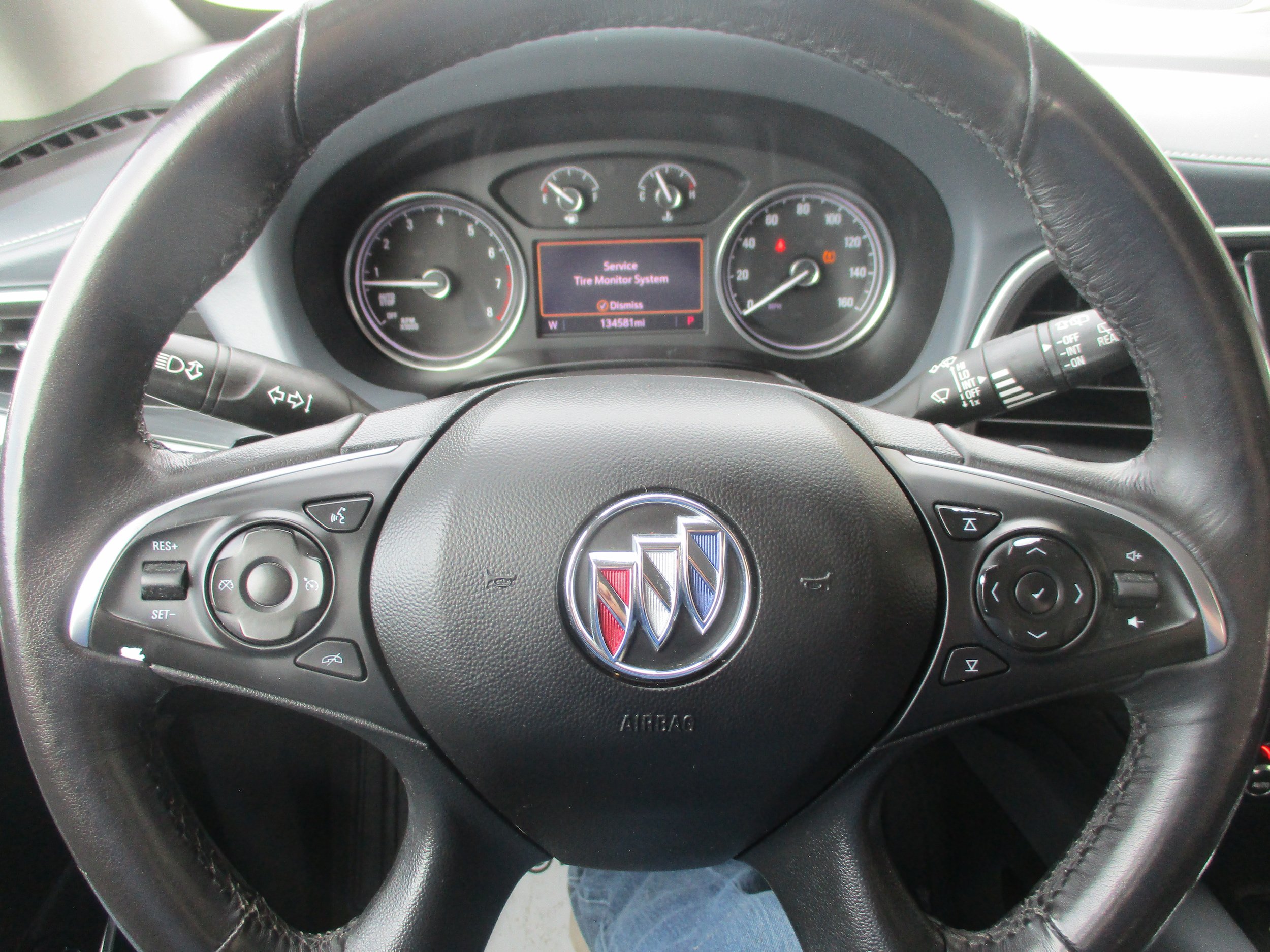 Used 2020 Buick Enclave Essence FWD image 19