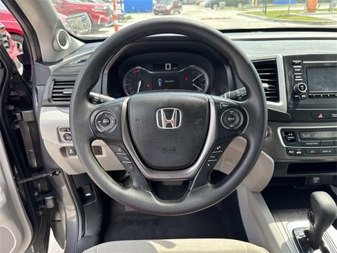 Used 2018 Honda Pilot LX image 21