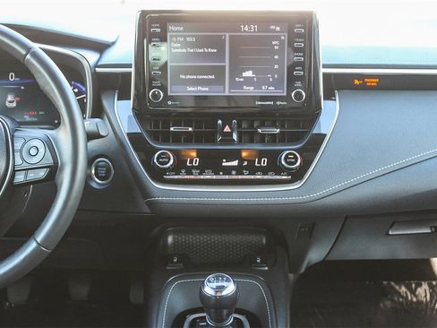 Used 2022 Toyota Corolla XSE image 17