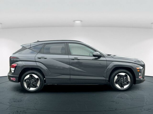 Used 2024 Hyundai Kona SEL FWD image 7