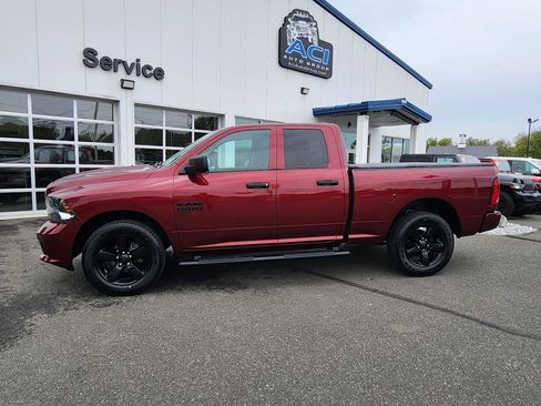 Used 2019 RAM 1500 Express w/ Express Value Package AWD/4WD image 8