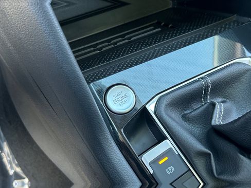 New 2026 Volkswagen Taos SE FWD image 28