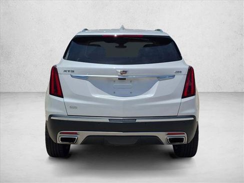 Used 2024 Cadillac XT5 Premium Luxury w/ Platinum Package AWD/4WD image 6