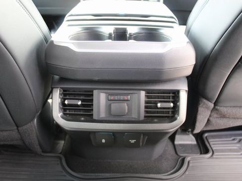 Used 2024 Ford F150 Platinum image 21