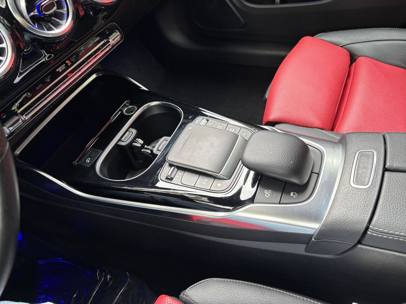 Used 2022 Mercedes-Benz CLA 35 AMG 4MATIC image 39