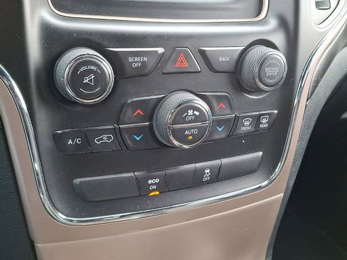 Used 2015 Jeep Grand Cherokee Laredo w/ Quick Order Package 23E image 17