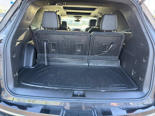 Used 2022 Chevrolet Traverse Premier w/ LPO, Floor Liner Package AWD/4WD image 5