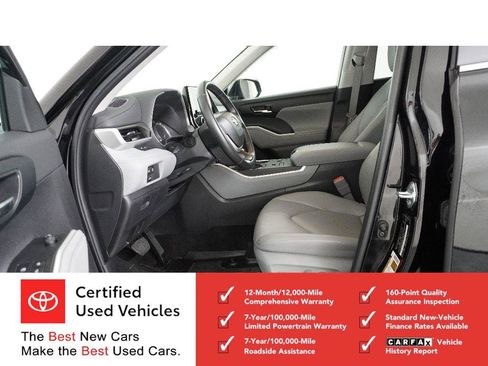 Certified 2024 Toyota Highlander XLE AWD/4WD image 13