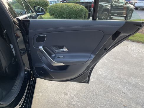 Certified 2025 Mercedes-Benz CLA 250 4MATIC w/ Exclusive Package image 41