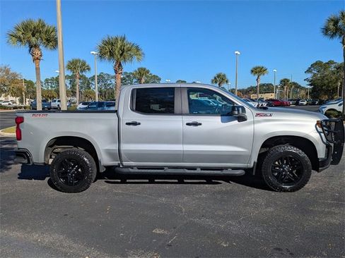Used 2021 Chevrolet Silverado 1500 LT Trail Boss w/ Convenience Package II image 3