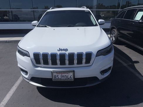 Used 2020 Jeep Cherokee Limited image 2