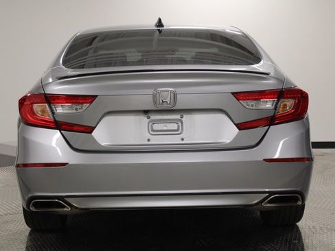 Used 2022 Honda Accord Sport image 9