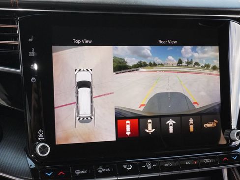 Used 2024 Jeep Grand Wagoneer Series III w/ Rear Seat Video Group 1 AWD/4WD image 14