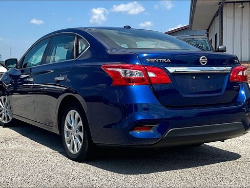 Used 2018 Nissan Sentra SV FWD image 6