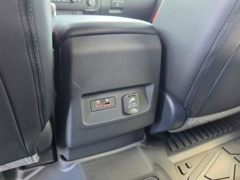 Used 2025 Nissan Frontier PRO-4X w/ Pro Premium Package AWD/4WD image 37