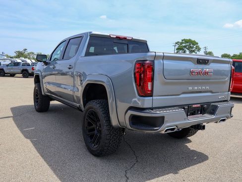 Used 2026 GMC Sierra 1500 AT4 w/ Technology Package AWD/4WD image 31