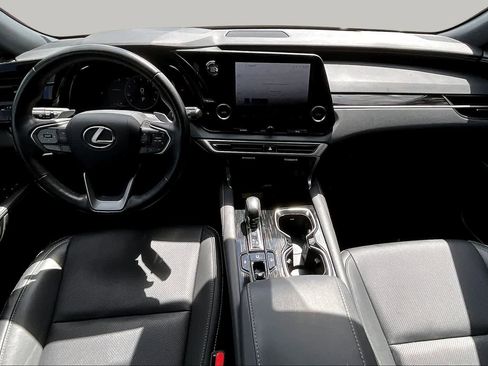 Used 2024 Lexus RX 350 FWD w/ Technology Package image 16