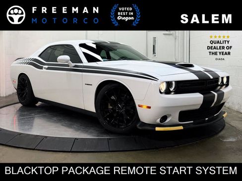 Used 2022 Dodge Challenger R/T w/ Blacktop Package image 1