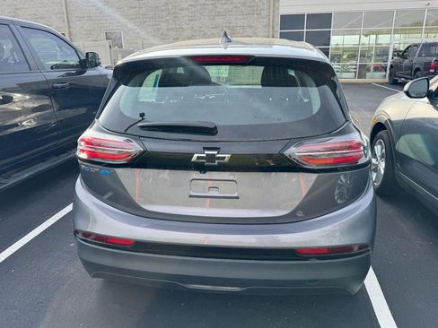 Used 2022 Chevrolet Bolt LT image 5