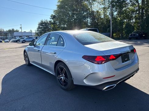 New 2026 Mercedes-Benz E 450 4MATIC Sedan image 5