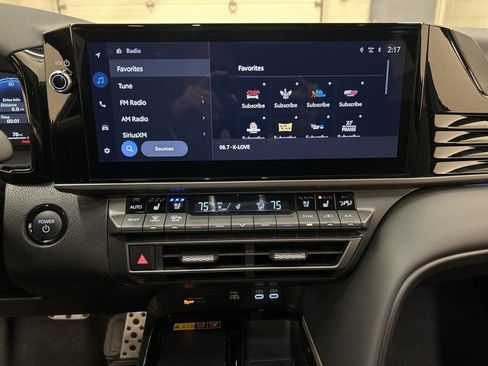 Used 2025 Toyota Camry XSE image 23