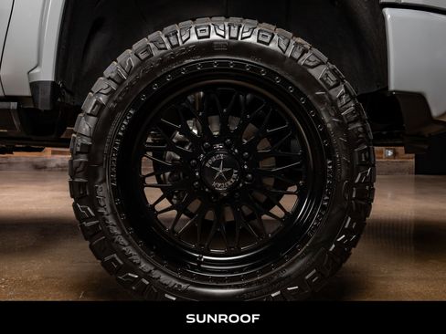 Used 2024 Chevrolet Silverado 2500 LTZ w/ LTZ Plus Package image 12