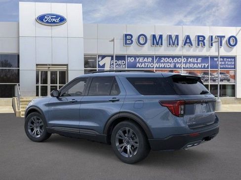 New 2026 Ford Explorer Active w/ Active Comfort Package image 4