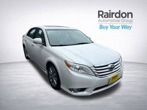 Used 2011 Toyota Avalon Limited image 1