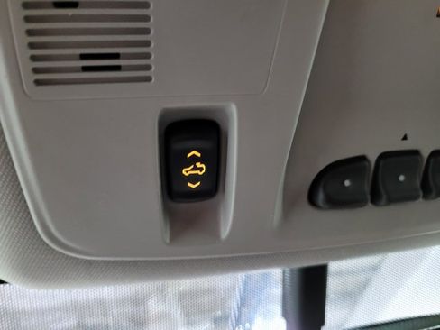 Used 2015 Buick Enclave Premium image 46