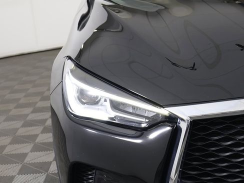 Used 2022 INFINITI QX50 Essential image 16