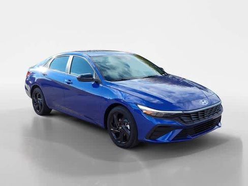 New 2026 Hyundai Elantra Sport FWD image 8