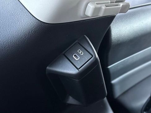 Used 2025 Toyota Grand Highlander AWD image 19